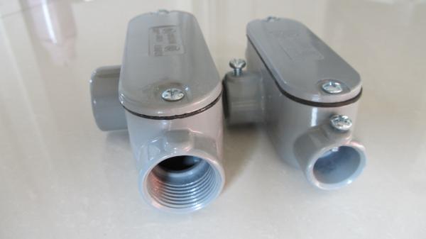 Threaded Aluminum Rigid Conduit Body With Die Cast Cover / Covers And Gaskets -1/2-4 Powder Coated