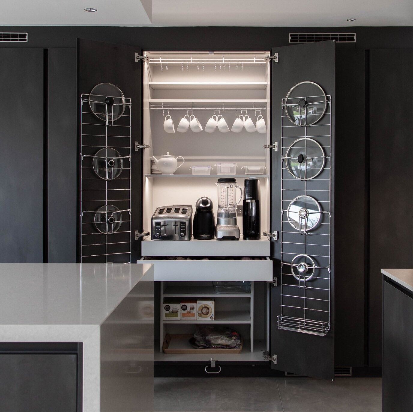 Modular Kitchen Cabinets Black Lacquer Luxury Furniture with Drawer Slide Accessories