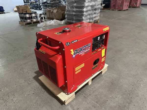 6kw Silent Diesel Generator Set Portable Air Cooled Customizable 220V 380V
