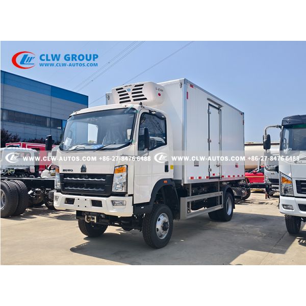 HOWO 4x4 Right-Hand Drive Refrigerated Truck with 5.4 Ton Electric Winch