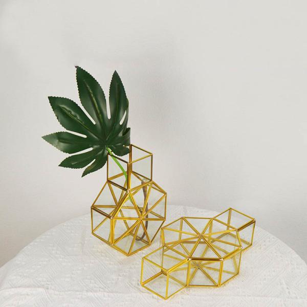 Glass flower house copper vase glass artifact storage windows display box gold bottle shape decoration Yiwu Wholesale