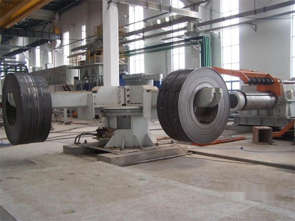 2000 20000 mm Largeur de coupe Machine de découpe de bobine d'acier avec coupe et tension 380V