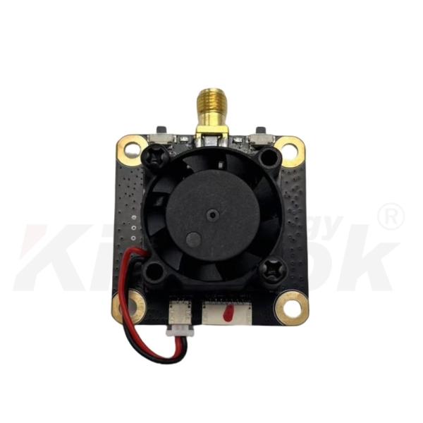 ドローン用新型2.2G送信機 4.5W VTXパワー 安定した画像 飛行体験を向上