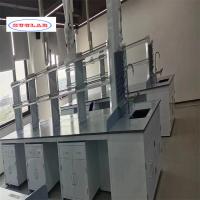 Installation rapide et meubles de laboratoire personnalisables: votre solution parfaite