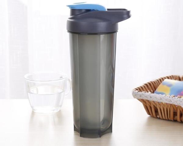 As garrafas de comprimido plásticas destacáveis superiores para exterior, portable ostentam a garrafa plástica daysportable do acessório 7 da garrafa de água
