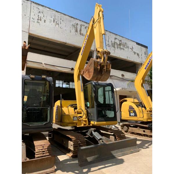 0.37м3 Подержанный экскаватор Komatsu PC60 8 с массой машины 6000 кг