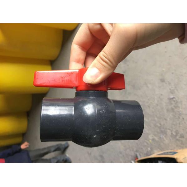 1500l огромный открытый верхний цилиндрический танк, Roto отлил черный пластиковый пруд в форму ушата