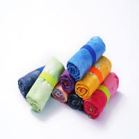 Vente à chaud séchage rapide en microfibre Design personnalisé numérique propre à la peau Imprimé Voyage d'été Camping Microfibre serviette de sport