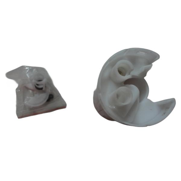 Auto Diesel Fuel Filters OEM MR526974 Plastic Material For Mitsubishi V73