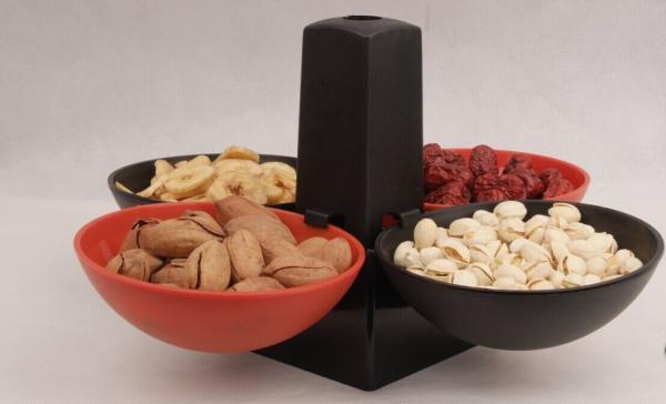 ABS Small Kitchen Tools Plastic Snack Ball Box 24 * 18 * 5.5cm Red White