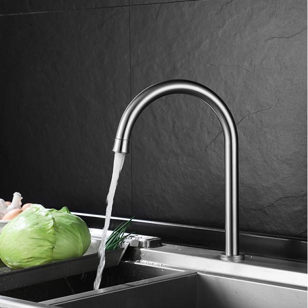 Elegant Water Long Spout Chrome Sink Kitchen Faucet Tap with Strong Cleaning Function