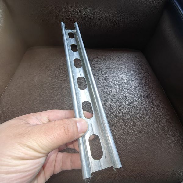 Hot-Dip Galvanized Metal Strut Channel with 100-900mm Width for Easy Installation in Commercial and Industrial Buildings