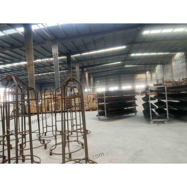 2.0 mm Thickness Wire Suit Hanger Perfect for Organizing Clothes in Laundry Shop