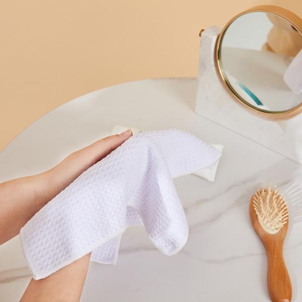 380G White Sublimation Waffle Towel Sublimation Textile Blanks Excellent Absorbency