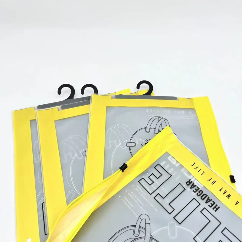 Customized Clothing Bag Hooks for European Markets - High-Quality Printing