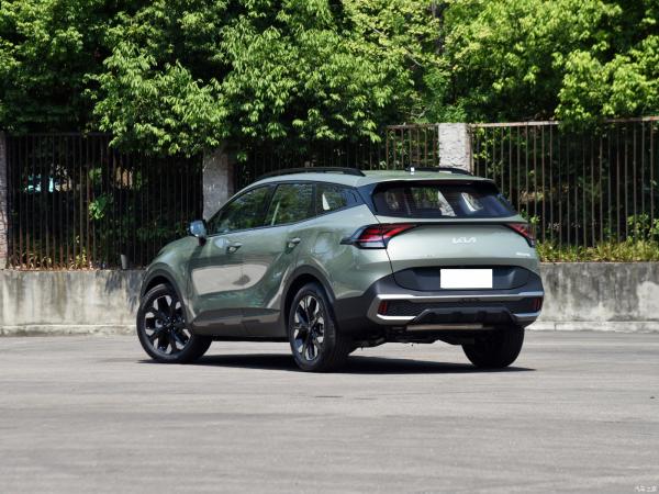KIA Sportage 5 Door 5 Seat Gasoline Compact SUV 8 Speed Automatic Vehicle