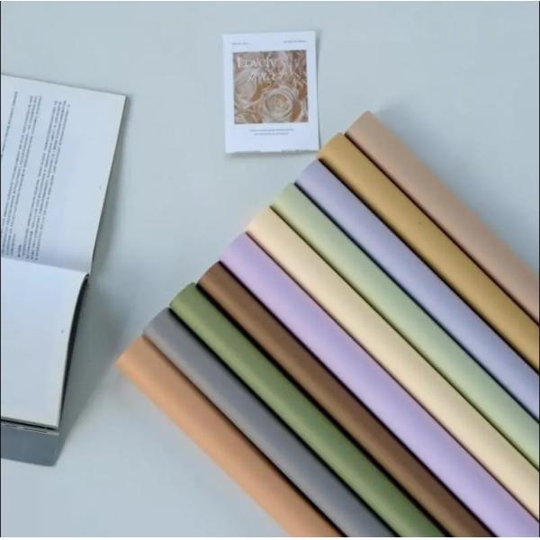 2024 Корейский матовый водонепроницаемый твердоцветный бумажный бумага цветочная оберточная бумага букетная упаковка цветочный магазин поставки оптом