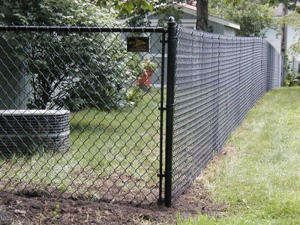 Galvanized Chain Link Fence 1.80m*15m*50mm*2.5mm Pick up . Victoria 