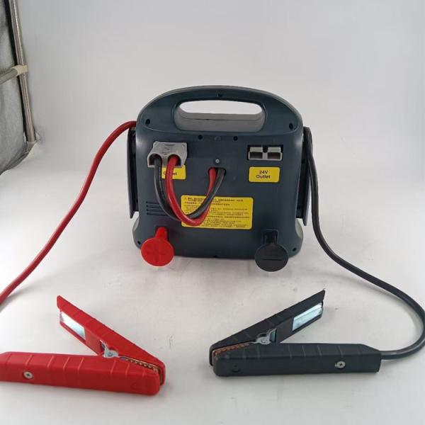 Automotive Jump Starter Car Booster 3000 peak AMPS Battery Charger Suitable for Cars Trucks and Buses