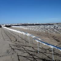 Soportes de montaje de paneles solares personalizables para las necesidades de su planta de energía solar Solución fuerte y duradera para sus proyectos