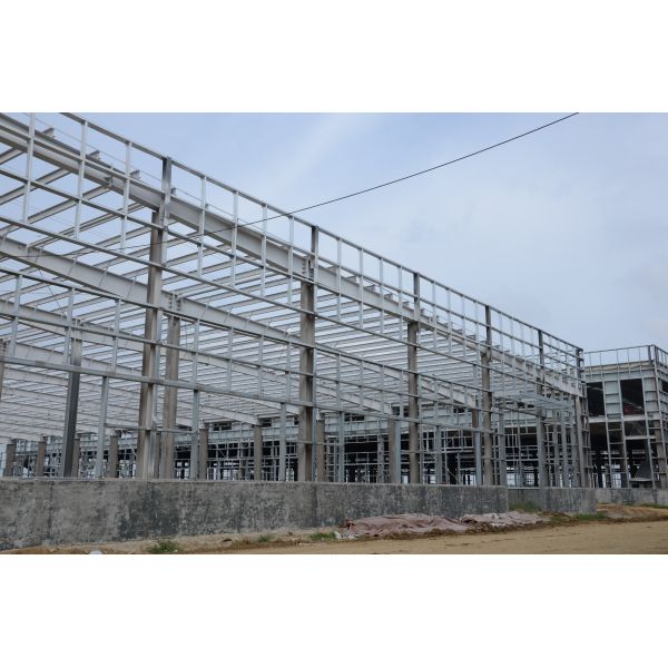 Prefabricated Corrosion-Resistant Steel Structure Workshop (Low Cost)