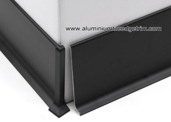 Modular Matt Black Aluminium Coved / Wall Skirting With 10cm Height