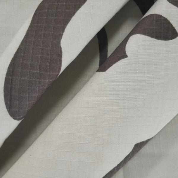 Good Colour Fastness Waterproof Camouflage Fabric in TC Ripstop for Customer Request