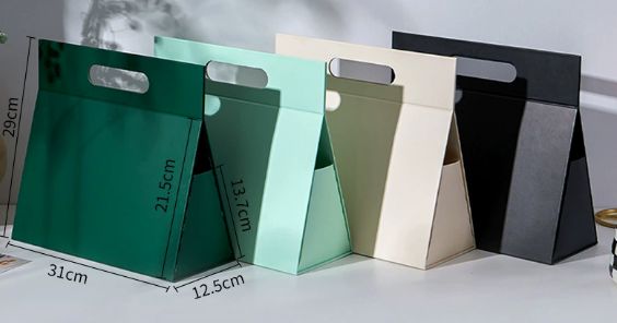 Cosmetic Packaging Box Popular Spot One Piece Triangular Hand-held Folding Magnetic Gift Boxes with Small Batch Printing Logo