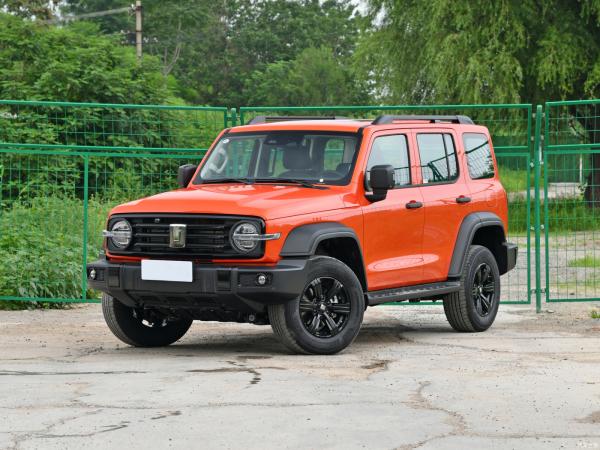 4WD Tank SUV Car Combustível a gasolina Off-Road Versão 2.0t Carros híbridos de gasolina laranja