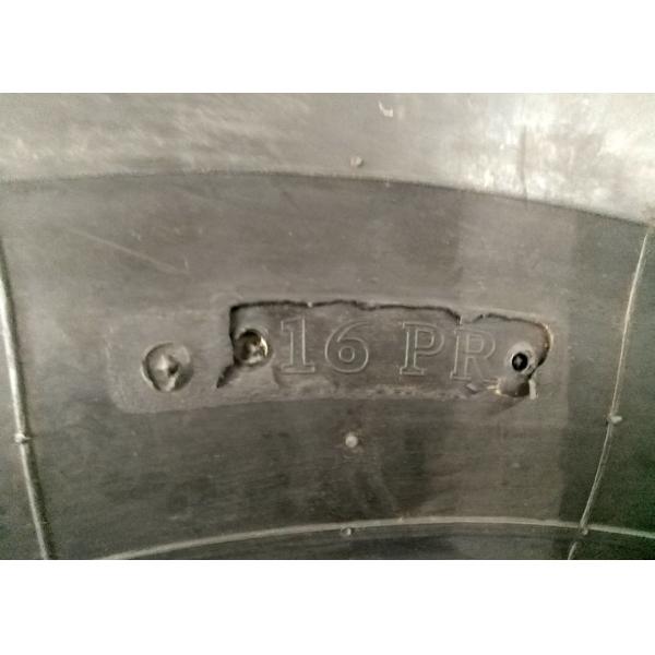 Industrial Off Road Truck Tires 15.5-25 16PR Well Self Cleaning For Road Graders
