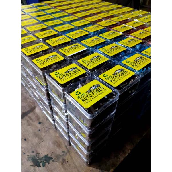 Ассортимент взрывателя лезвия 100PCS 120PCS автомобильный с пластиковой коробкой