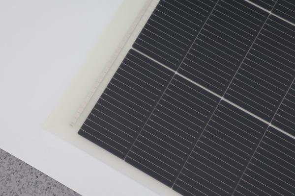 Flexible Black Mono Half Cut Solar Panels 120W 200W 230W 280W 580W Solar Module