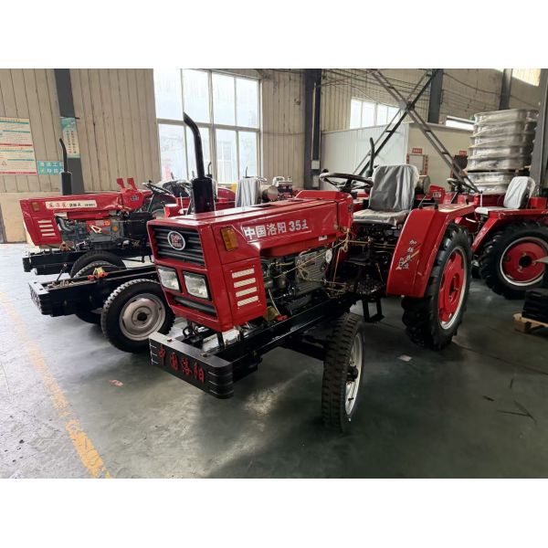 25-35HP 2WD Farm Tractor with Hydraulic Lift and PTO for Hydraulic Lift, PTO Tools and Dry Land Tillage