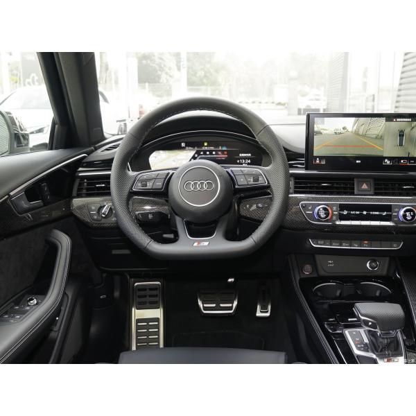 Experimenta viajes familiares de lujo con Audi S4 3.0 TFSI Coche de gasolina Euro VI Estándar de emisiones