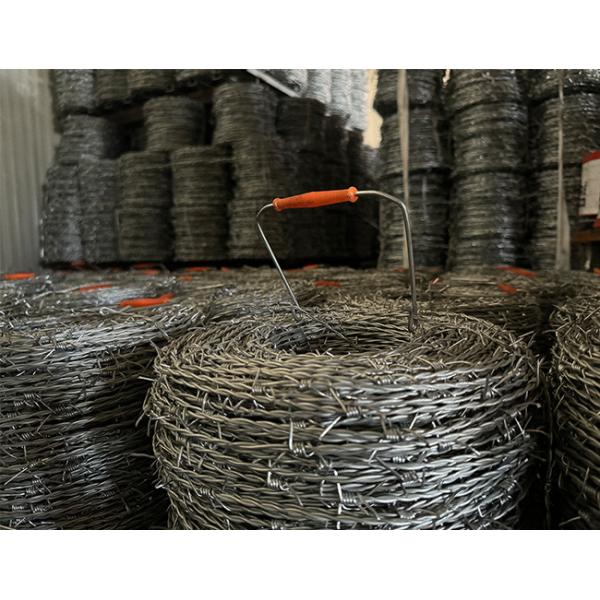 1.8мм двойная нить традиционная скрутка горячее погружение оцинкованной стальной колючей проволоки катушек