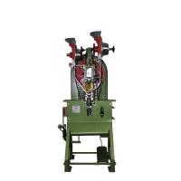 Machine de chaussures FOSHAN Machine automatique pour les lunettes de chaussures Poids 230 kg Dimensions de la machine 550 * 600 * 1430 mm
