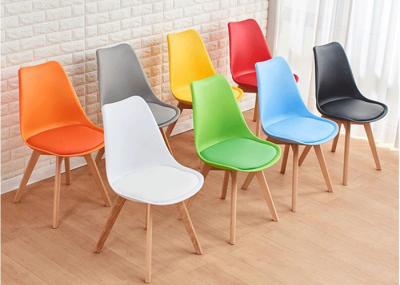 Beech Leg PU Cushion Dining Chair , Breathable Modern Restaurant Chairs