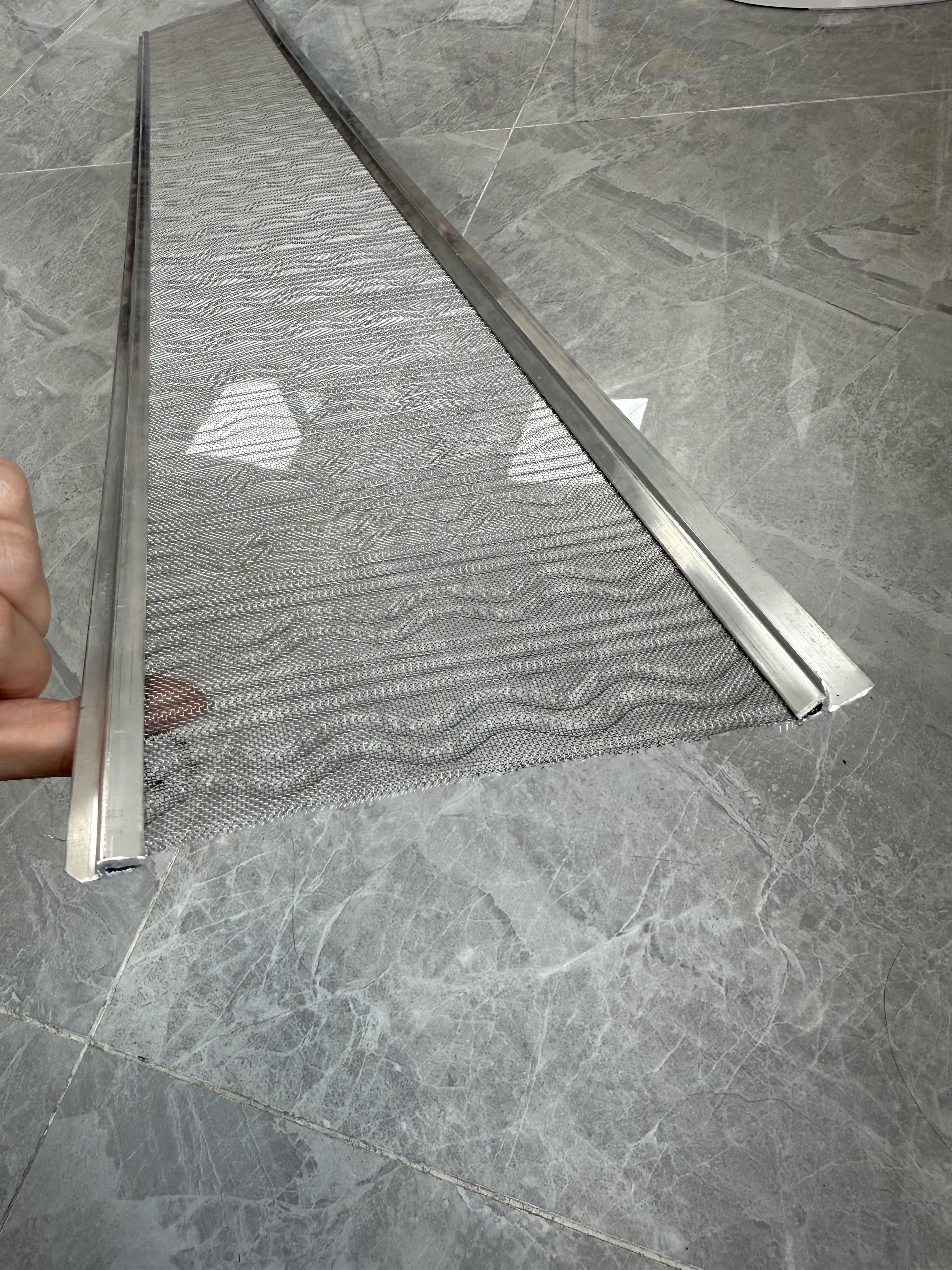 Weatherproof Aluminum Gutter Leaf Guards Home Gutter Debris Covers