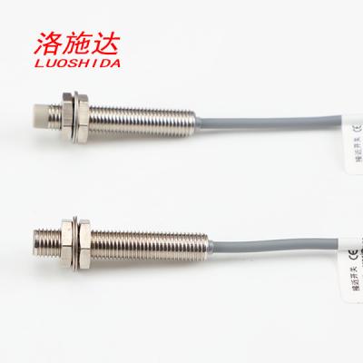 3 tubo indutivo cilíndrico do metal do interruptor do sensor de proximidade do fio 10-30VDC M8