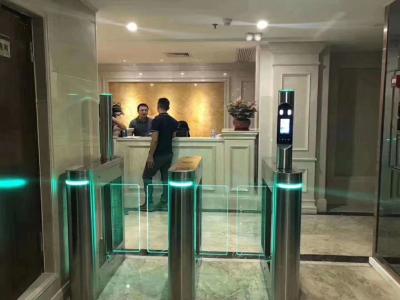 60hz Biometric Turnstile QR Code Scanner Face Recognition RFID Card Glass Swing Barrier Gate