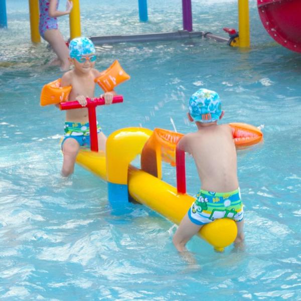 Jogos de baldes de parque aquático coloridos resistentes a UV