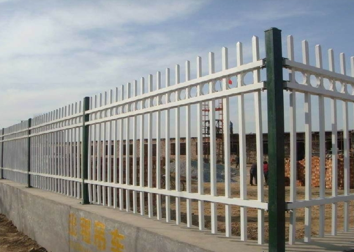 High Strength Steel Galvanized Palisade Fencing For Maximum Security And Durability