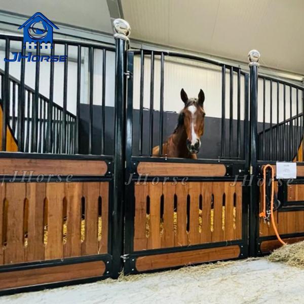 Hot Dipping Galvanized Portable Horse Stable With Low Maintenance And Customizable Swing Door