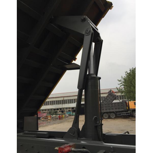 10 Wheels Dump Truck HOWO ZZ3257N3847A 30 Tons 16 - 20 CBM