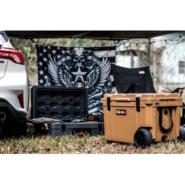 High Toughness 140L Outdoor Adventure Survival Heavy Duty Cargo Box Rotomized LLDPE Truck Toolbox Case Storage Box for Storage