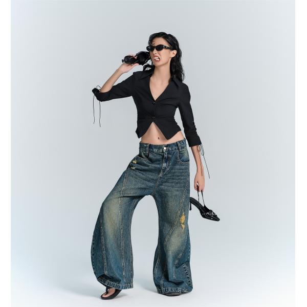 Streetwear Fashion Y2K Style Wide Straight Leg Fit Denim Jeans with Hole Decoration