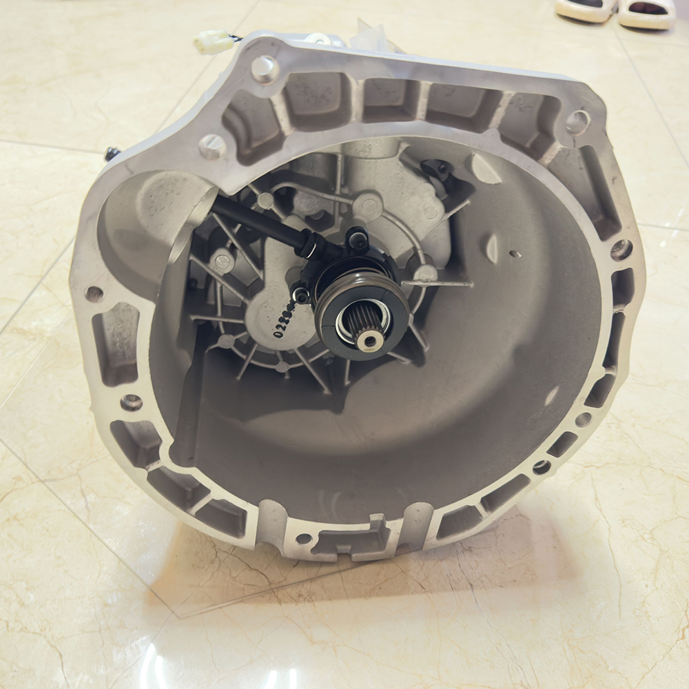 Zpartners MR515B21 5MT Manual Transmission Gearbox for Changan Honor S 1.5L Engine OEM Auto Parts Replacement Transmission Assembly Factory Supply Wholesale