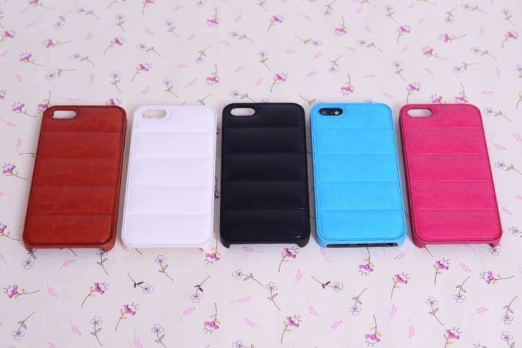 Multicolor Embossing Iphone 5 Hard Shell Case With 3-Layer Protection