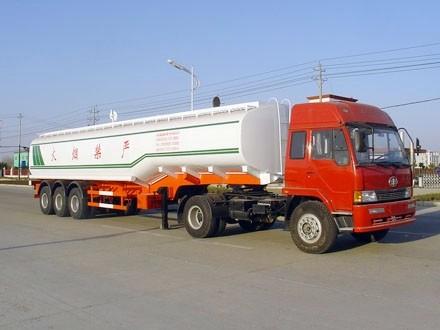 Steel Material 60 CBM Oil Tank Trailer 3 Axles Tanker Semi Trailer For Oil Fuel Transporting