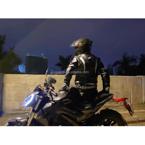 Full Face Carbon Fiber Pattern Motorcycle Helmet Bill K6 Large for Knight's Protection